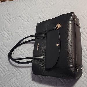 MICHAEL KORS Mercer Extra large Pebbled Leather Pocket Tote Bag, Black